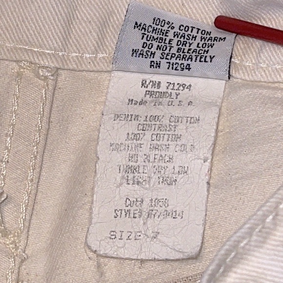 Vintage Floral and Cream High-Waisted Denim Shorts Size 7 - Picture 10 of 14